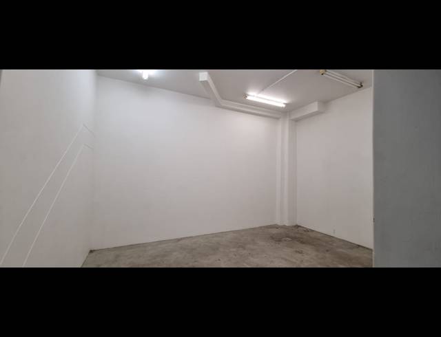 202M² OFFICE TO LET IN GLENWOOD
